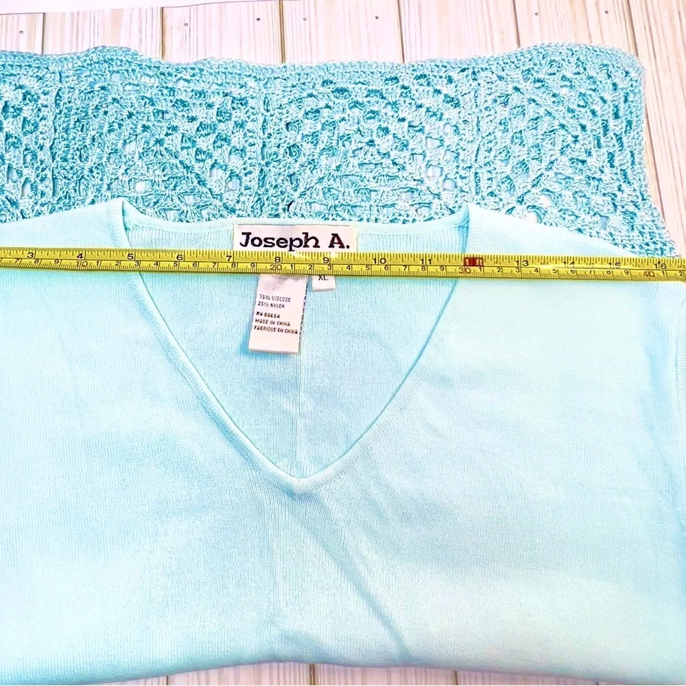 Joseph A Sky Blue Knit Hem Blouse - Picture 10 of 13